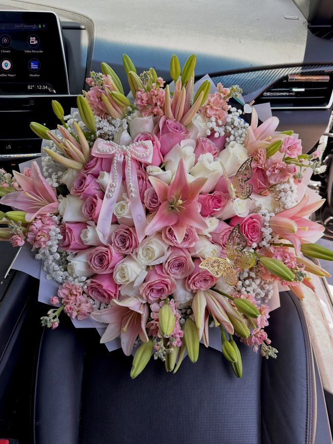 Pink lilies and roses